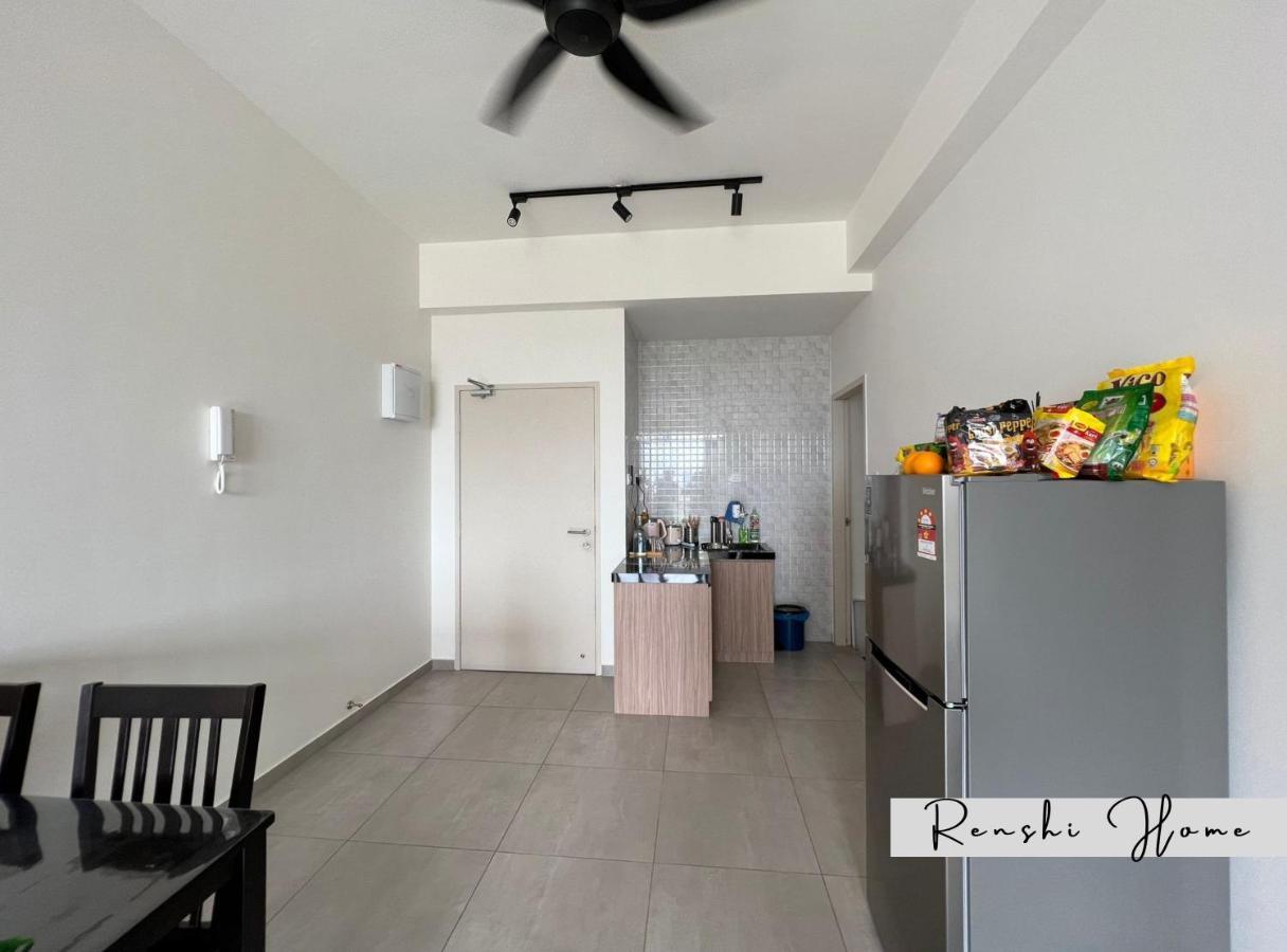 Quartz Residence Melaka By Renshi Esterno foto
